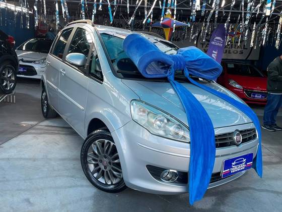 FIAT IDEA 1.4 MPI ATTRACTIVE 8V FLEX 4P MANUAL FIAT IDEA 1.4 MPI ATTRACTIVE 8V FLEX 4P MANUAL